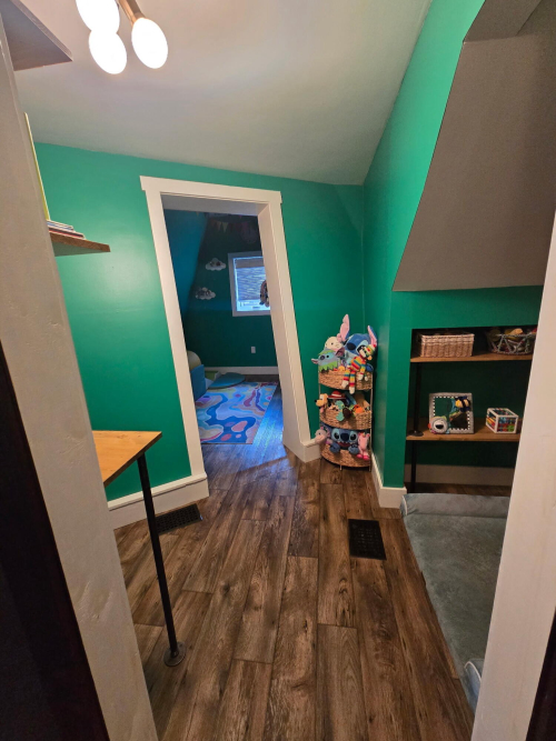 Listing Image 18