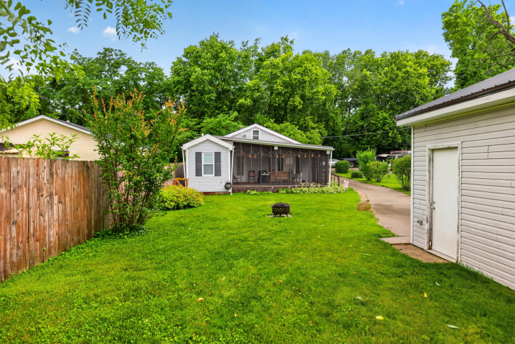 Listing Image 24