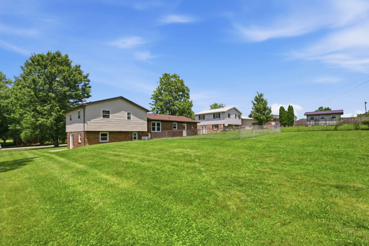 Listing Image 33