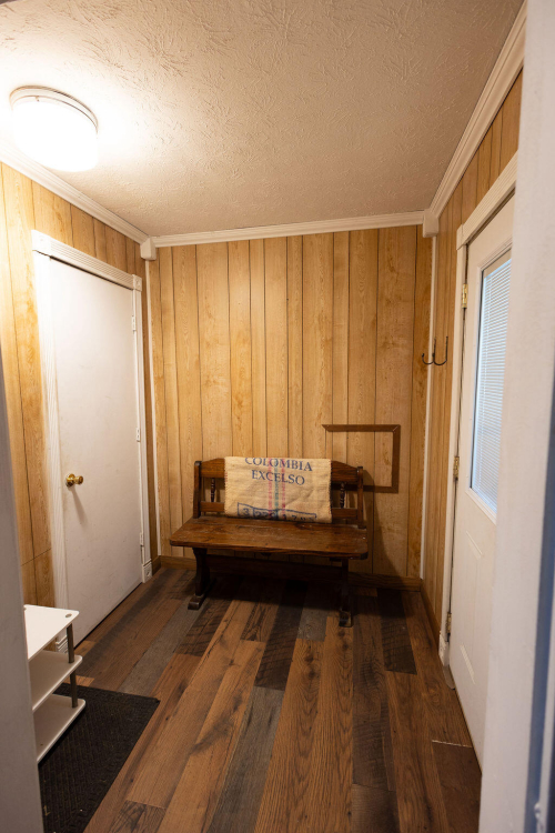 Listing Image 26
