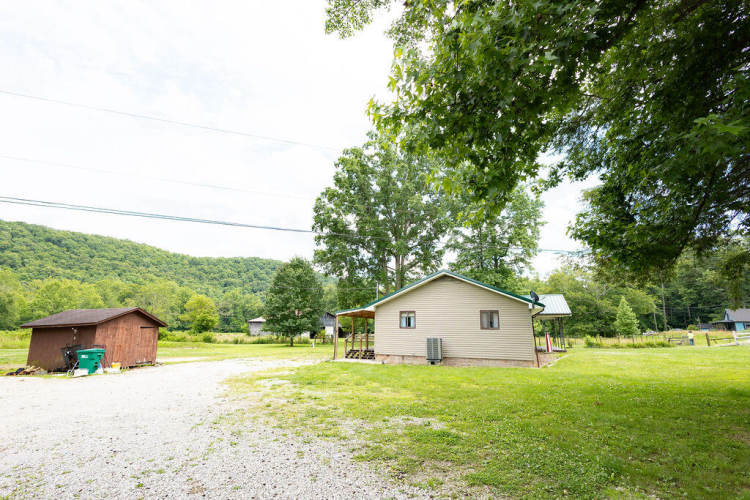 Listing Image 9