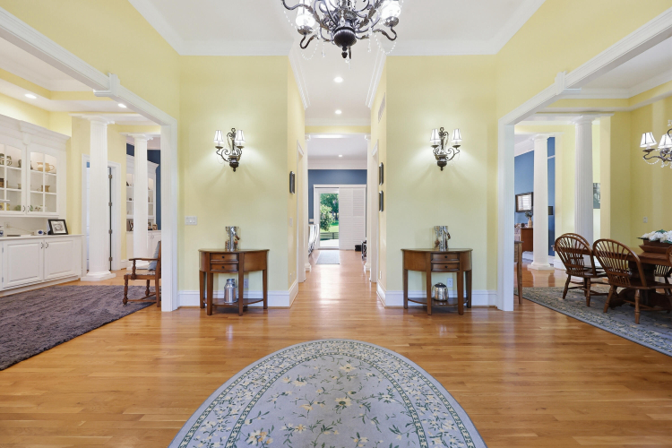 Listing Image 7