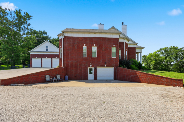 Listing Image 92