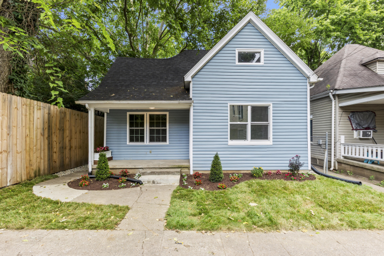 Listing Image 3
