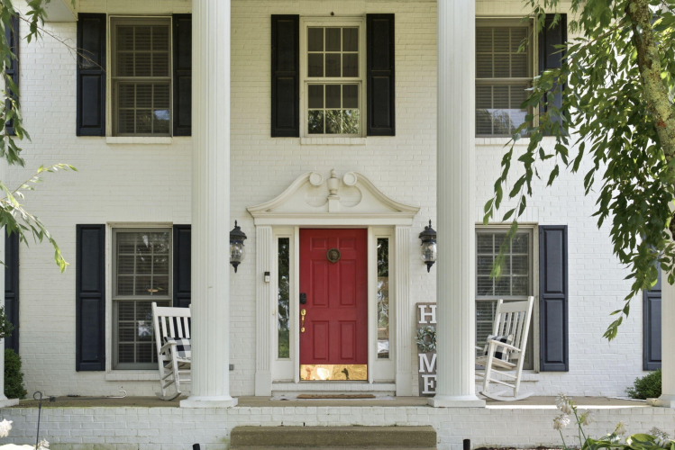 Listing Image 4