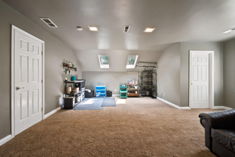 Listing Image 56