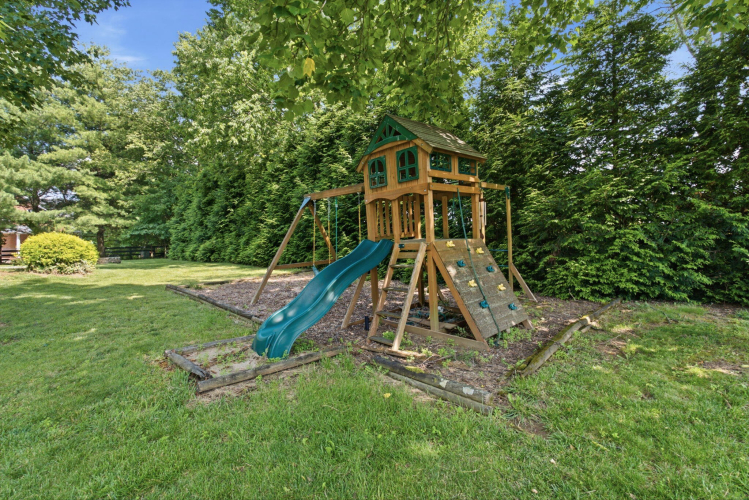 Listing Image 72