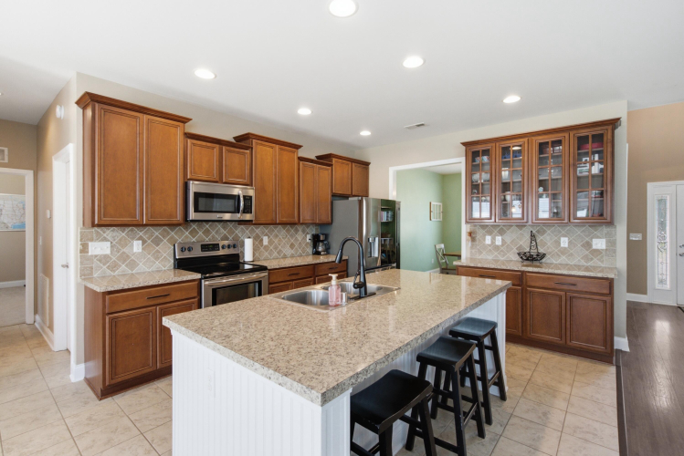 Listing Image 13