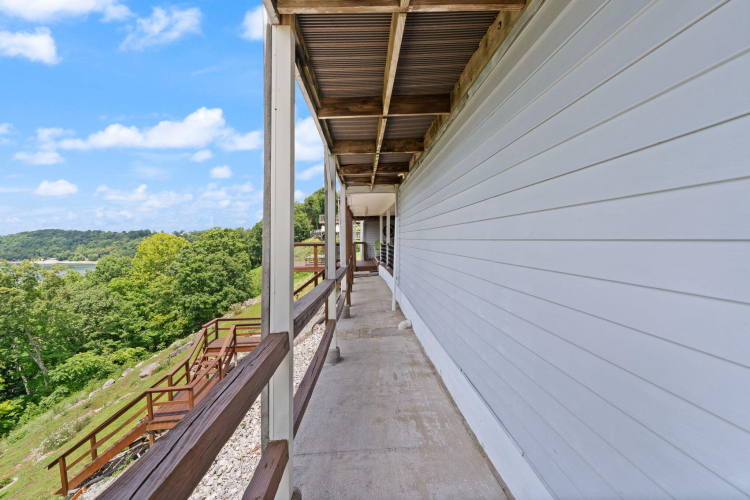 Listing Image 103