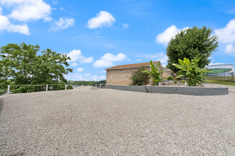 Listing Image 118