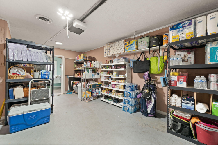 Listing Image 70