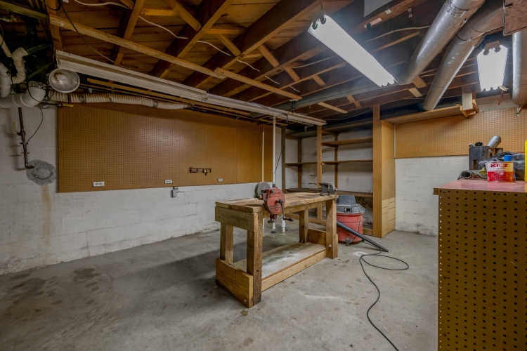 Listing Image 53