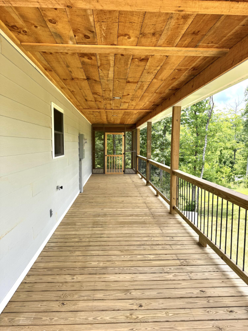 Listing Image 4