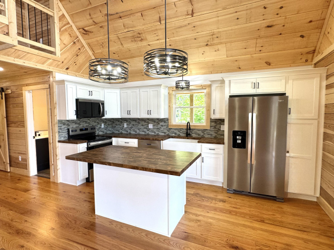 Listing Image 9