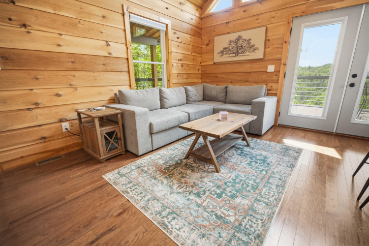 Listing Image 10