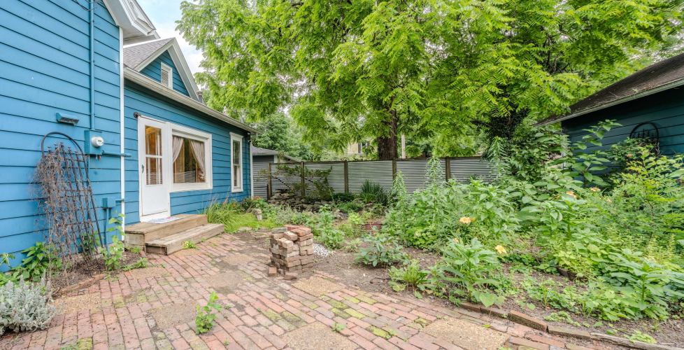 Listing Image 17
