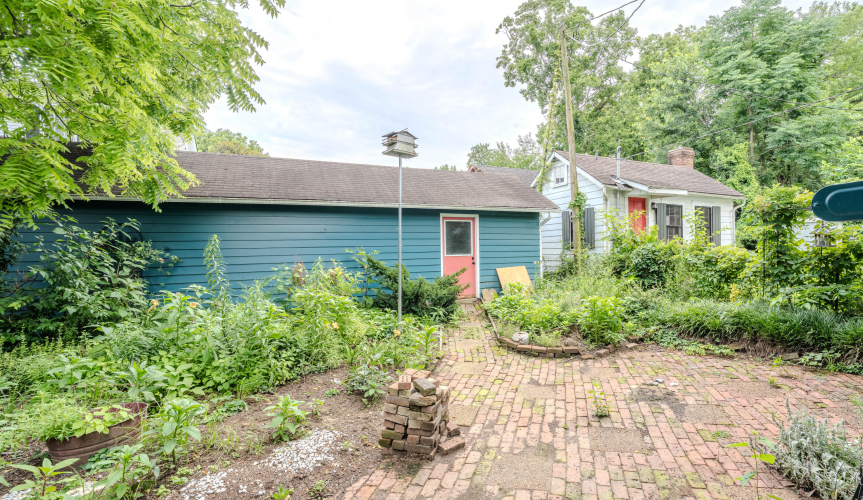 Listing Image 20