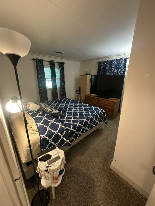Listing Image 12
