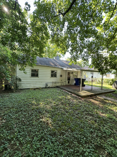 Listing Image 3