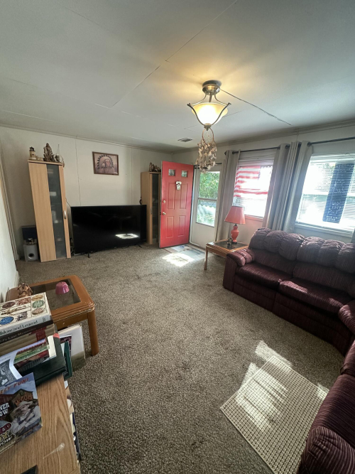 Listing Image 6