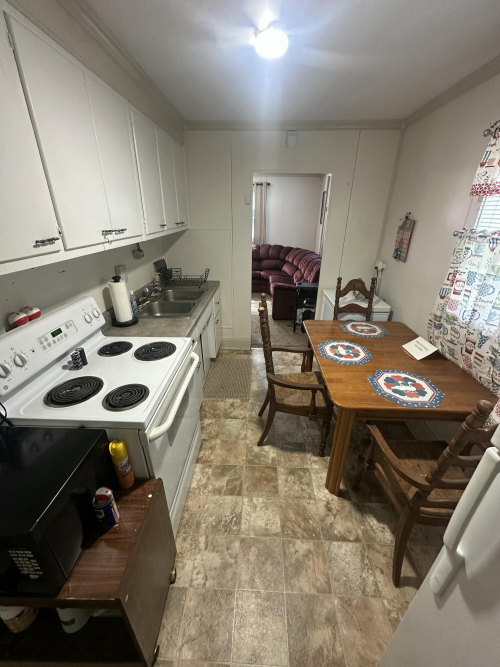 Listing Image 9