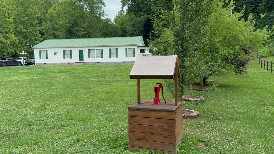 Listing Image 3