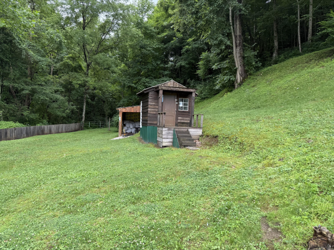 Listing Image 22