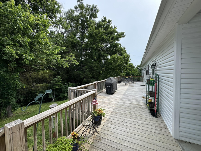 Listing Image 40