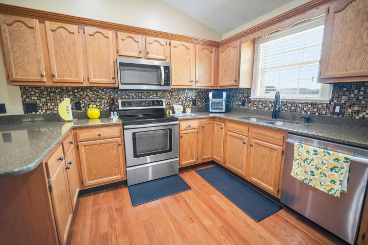Listing Image 15