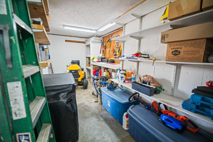 Listing Image 38