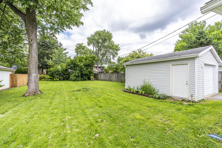 Listing Image 23