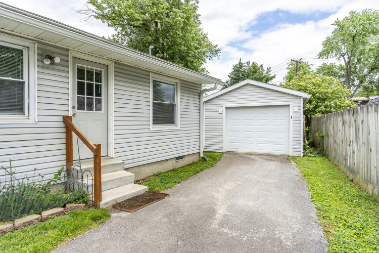 Listing Image 28