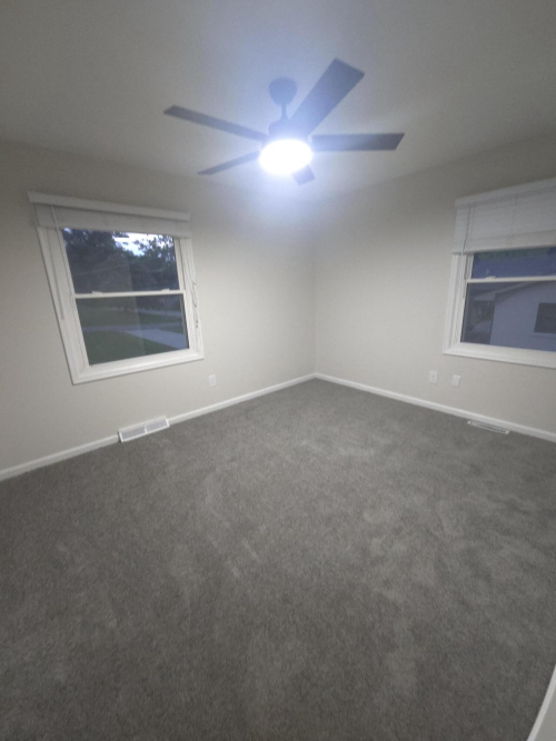 Listing Image 26