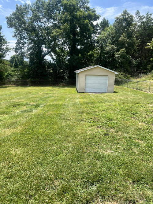 Listing Image 15
