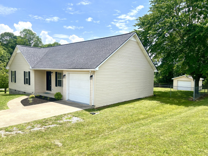 Listing Image 6