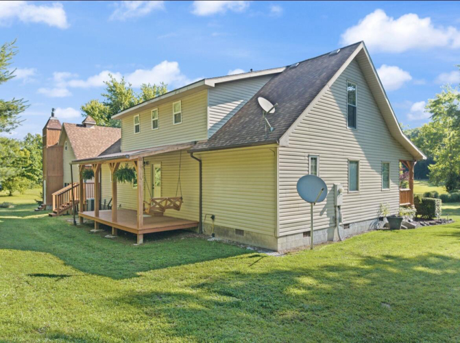 Listing Image 8