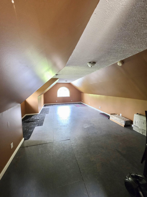 Listing Image 72
