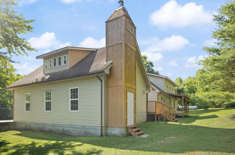 Listing Image 9