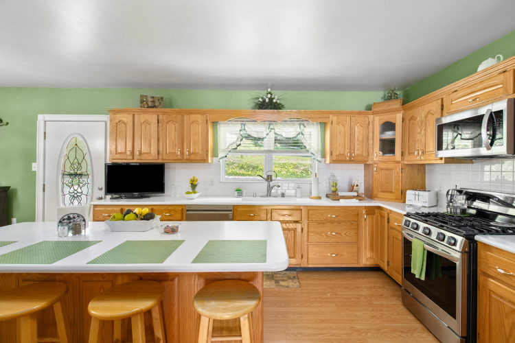 Listing Image 14