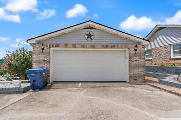 Listing Image 107