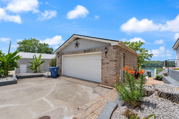 Listing Image 108