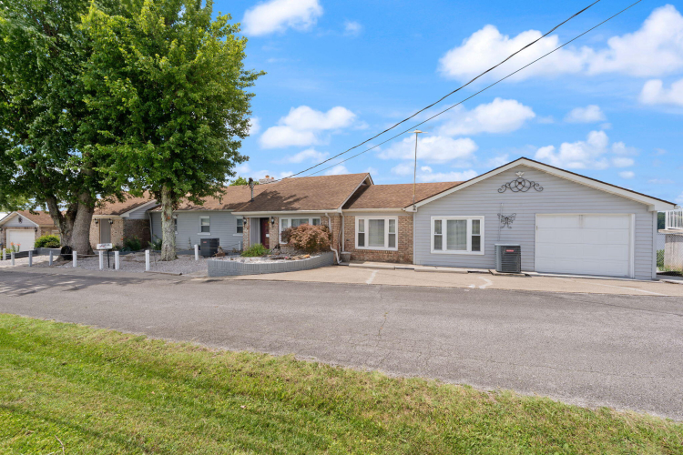 Listing Image 91