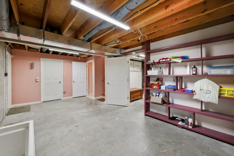 Listing Image 41