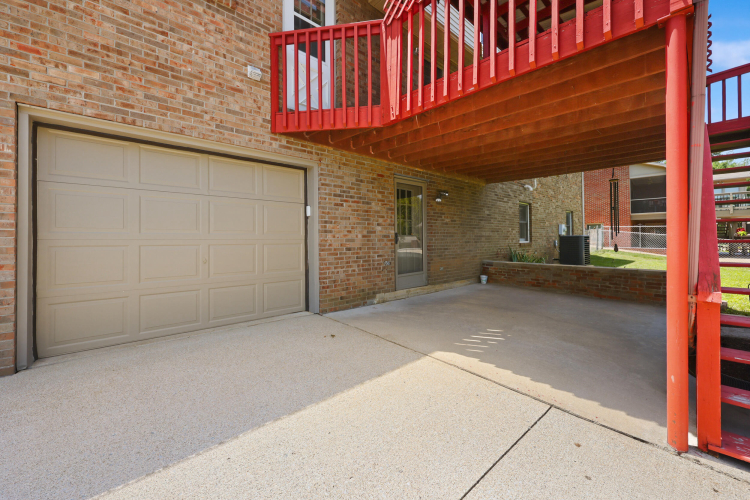Listing Image 43