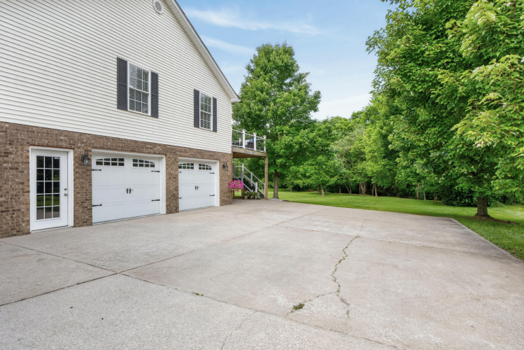 Listing Image 48