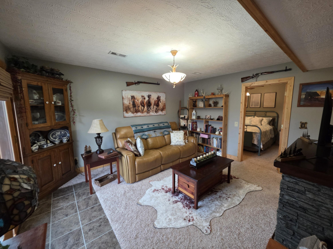 Listing Image 55