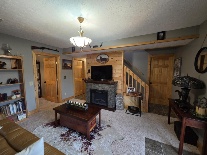 Listing Image 57