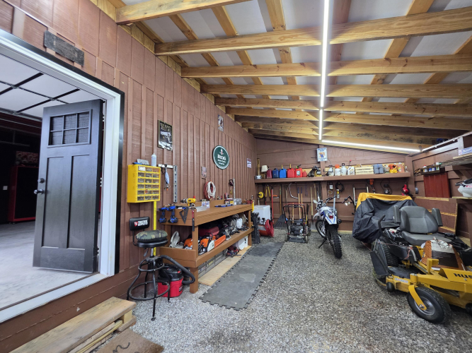 Listing Image 77