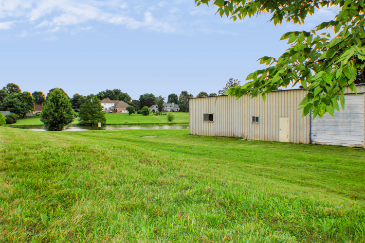 Listing Image 9