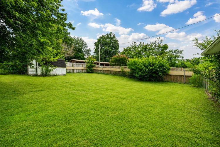 Listing Image 52